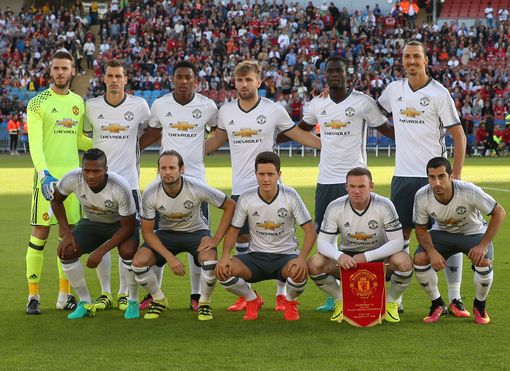 异口同声的 异口同声的