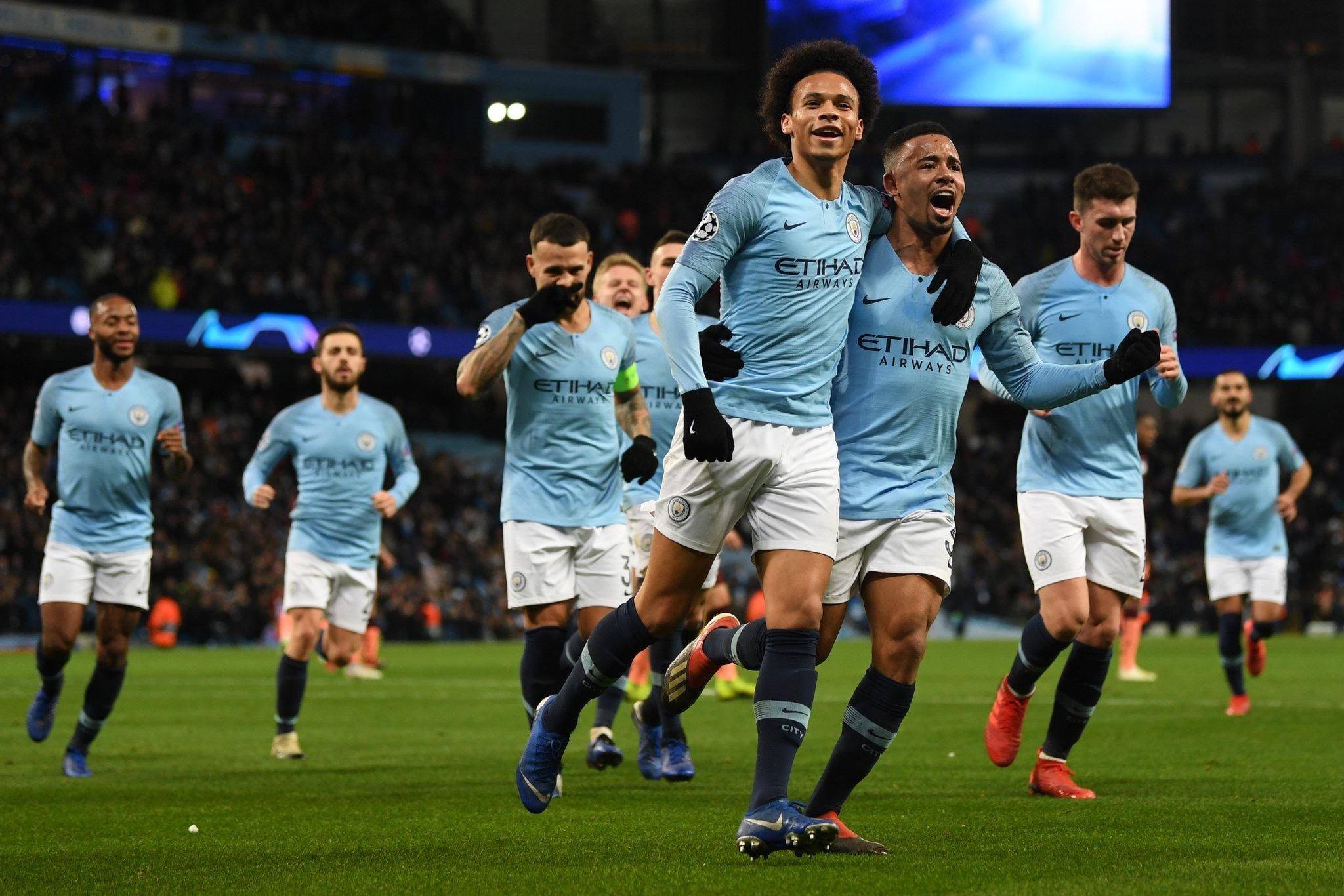 自信从容的 自信从容的